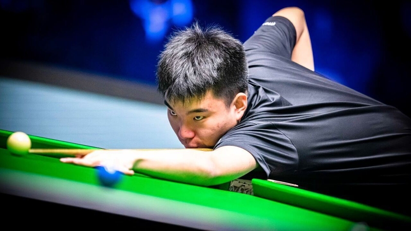 World number 37 Fan hit back from 3-1 down and made breaks of 135 and 130 and four more half-century scores on his way to victory in Bolton