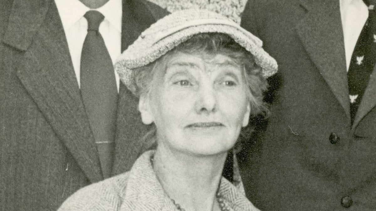 Dorothy's Prison Notebooks | The Lyric Feature 