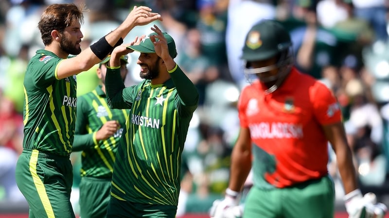Pakistan celebrate a wicket en route to victory over Bangladesh