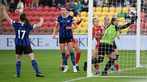 Jessie Stapleton scores Shelbourne's opening goal