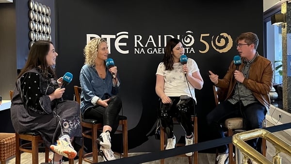 Beo ar Éigean ag an Oireachtas le Michael Fry