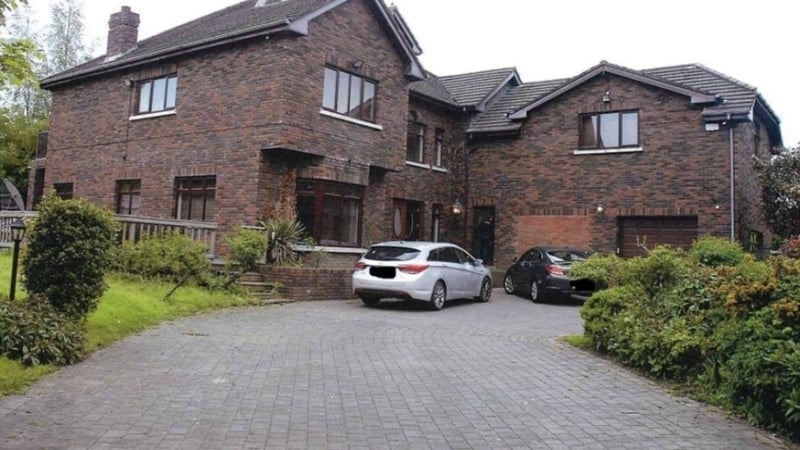 The property has been valued at up to €800,000