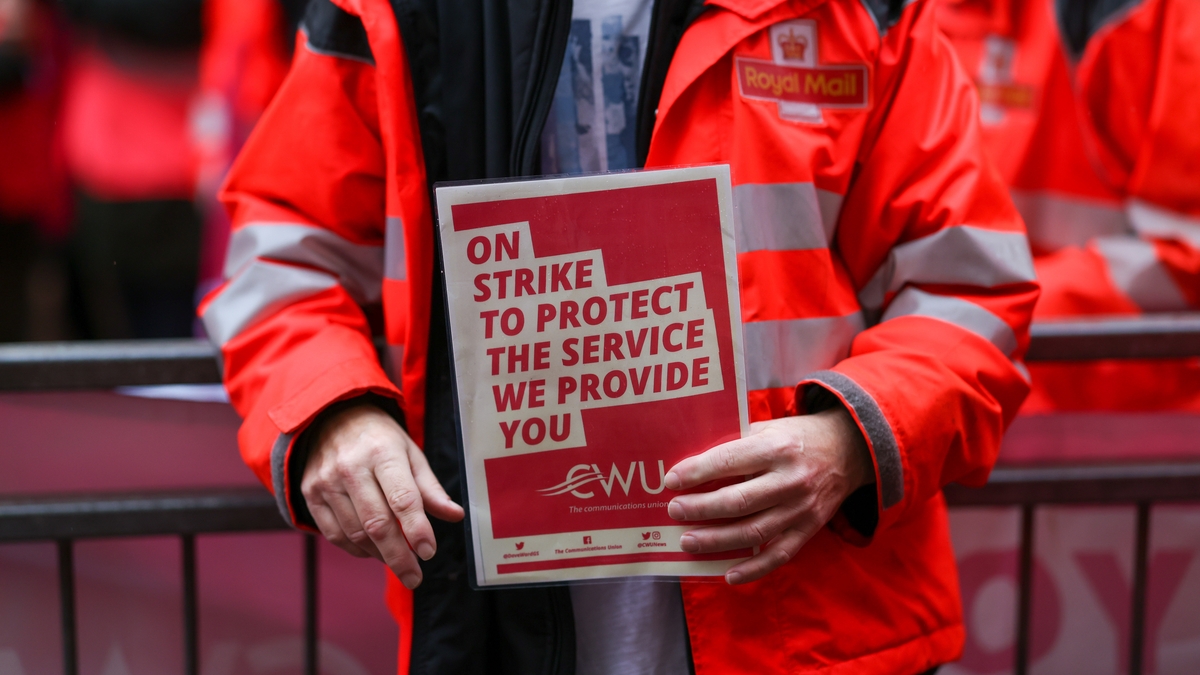 Mass industrial action in Britain - What's happening?