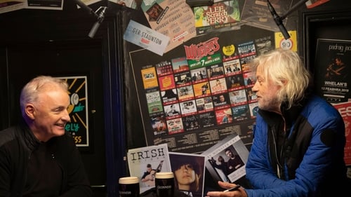 Dave Fanning chats to his Bobness. Photo credits: Rosie Wall