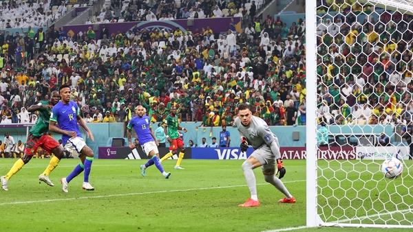 Vincent Aboubakar nods home the winner
