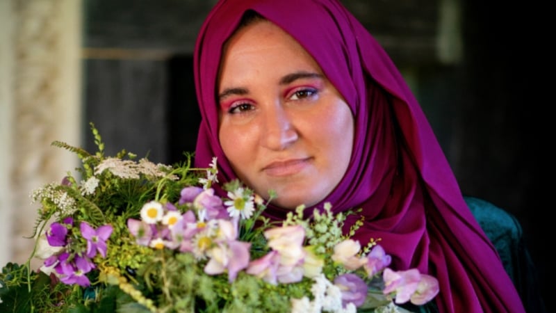 Hanan Issa (Pic: Camera Sioned Literature Wales)