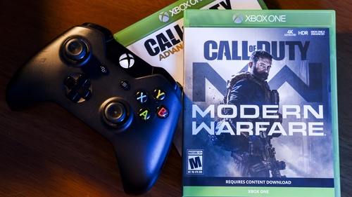 Microsoft signed a pact to keep "Call of Duty" on Sony's PlayStation console last week