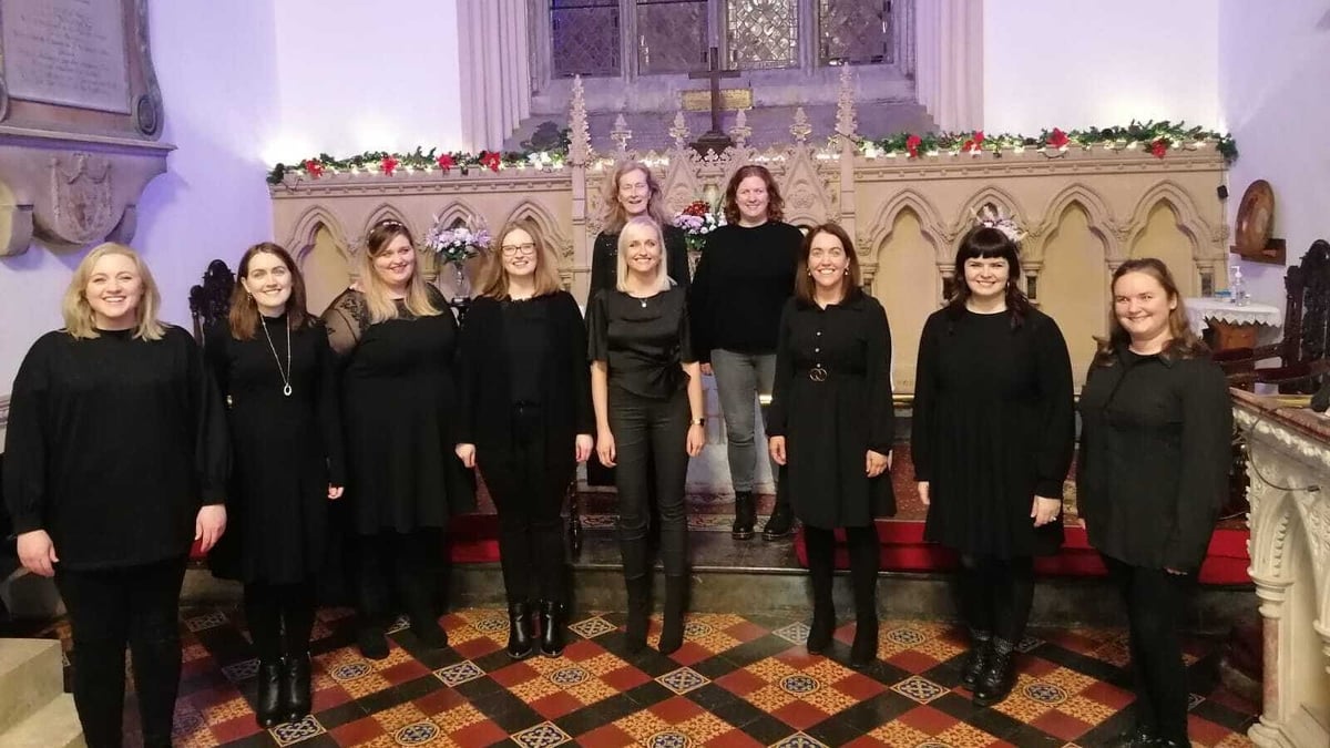 enCÓRe - Silent Night | Choirs For Christmas 