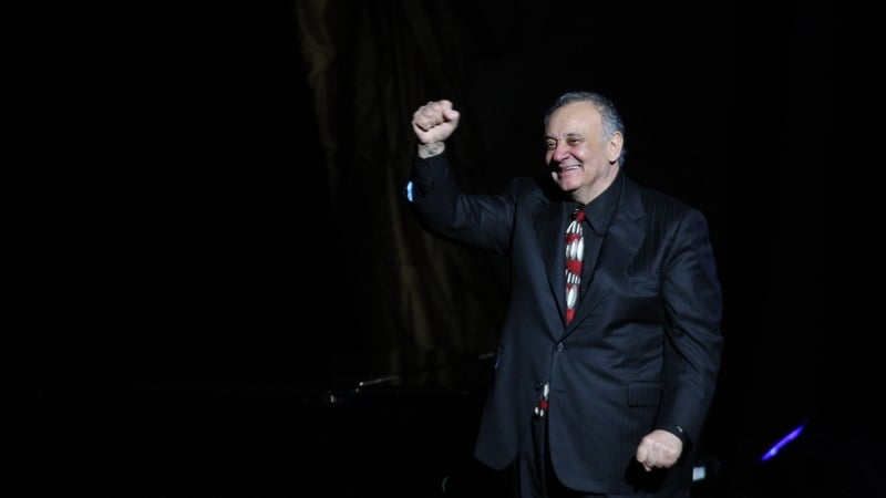 Composer Angelo Badalamenti performs at the David Lynch Foundation "Change Begins Within" show at Radio City Music Hall on 4 April 2009 in New York City. (Photo by Bryan Bedder/Getty Images)