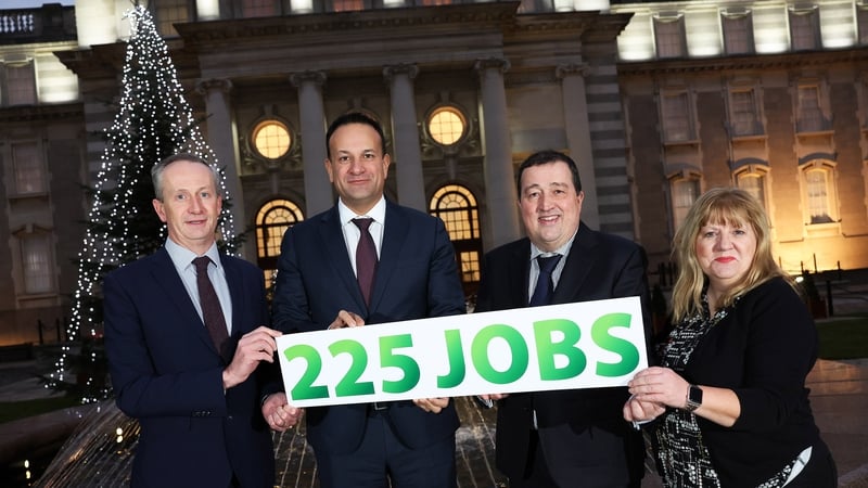 Enterprise Ireland CEO Leo Clancy, Tánaiste Leo Varadkar, Dennis Nordon, Managing Director and co-founder of Hanley Energy and Regina Goslin, Global Head of HR at the company