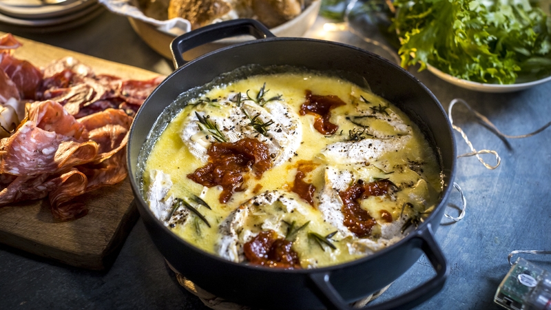 Watch Donal's Festive Party on Thursday 29th December at 8.00pm on RTÉ One.