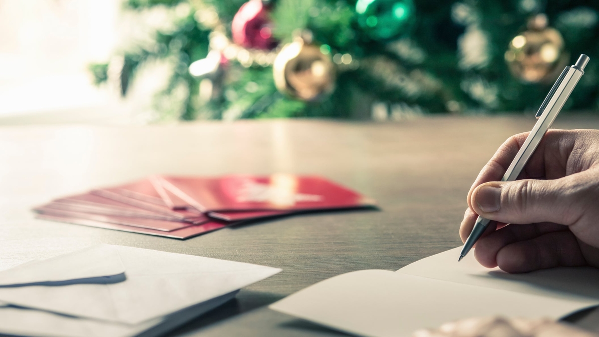 Don't rush to dump Christmas cards