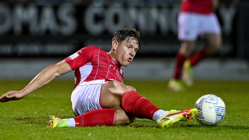 Nando Pijnaker in action for Sligo Rovers