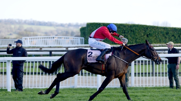Late call over A Plus Tard in Savills Chase