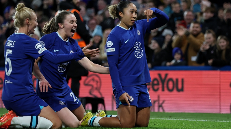 Lauren James (R) was on song for Chelsea