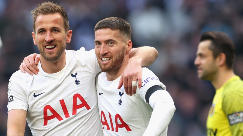 Harry Kane (L) with Matt Doherty