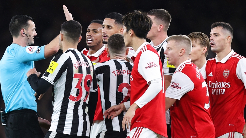 It was a tense night at the Emirates