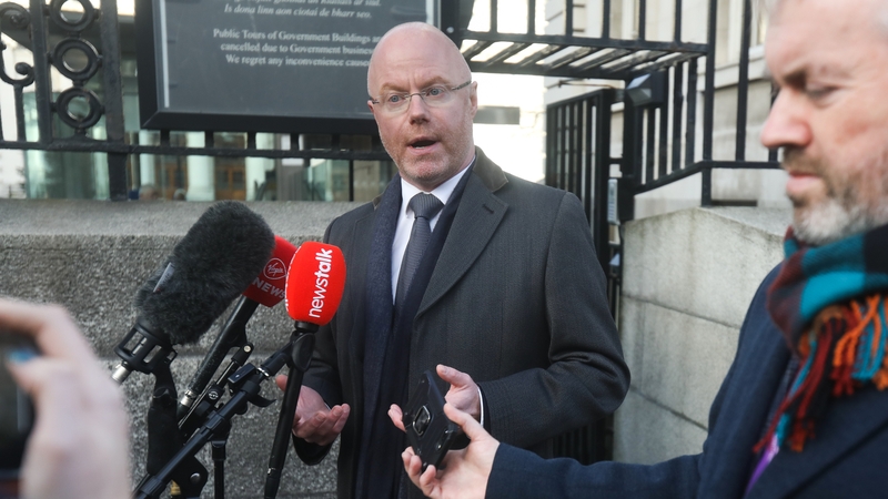 Stephen Donnelly speaking to reporters before today's Cabinet meeting at Government Buildings (Pic:RollingNews.ie)