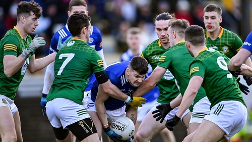 Kevin Swayne is surrounded by Meath players in Navan