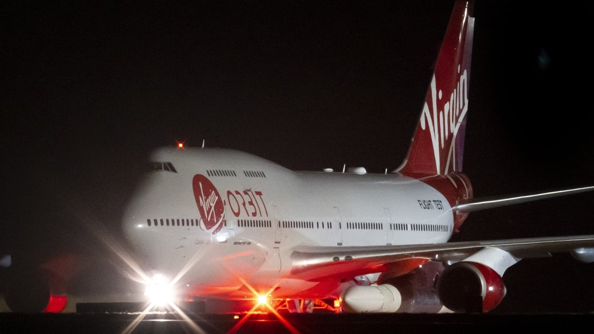 Historic UK rocket mission ends in failure