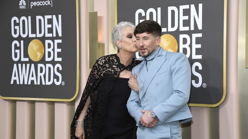 Jamie Lee Curtis says hello to Barry Keoghan at the Golden Globes. Picture: Getty