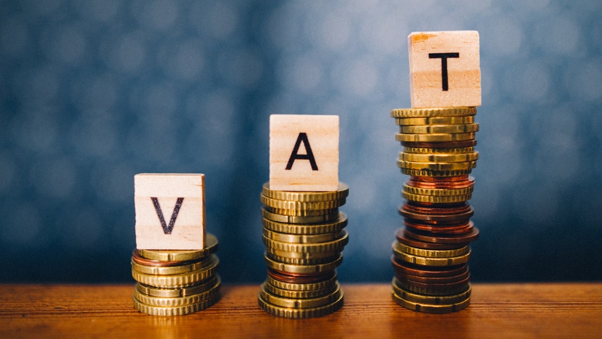 Should VAT be cut for the hospitality sector in the budget?