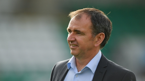 Pat Fenlon arrives from Irish League club Linfield