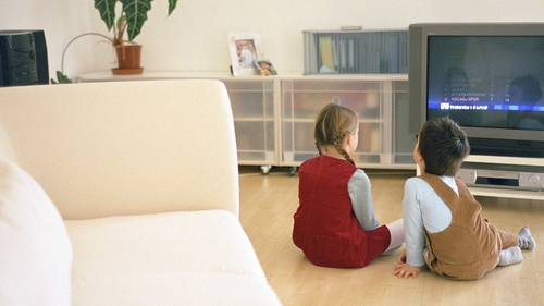 In 2003, children had no choice over when to schedule television viewing, they simply sat down and watched what was on