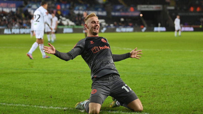 Mark Sykes celebrates after putting Bristol City ahead against Swansea