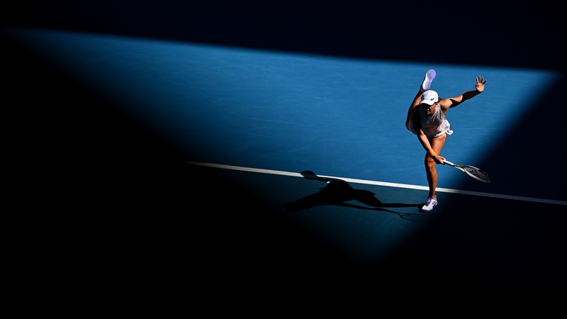 Iga Swiatek on her way to crushing the third-round challenge of Cristina Bucsa