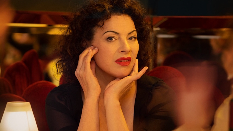 Camille O'Sullivan led the cast of Piaf in an impromptu sing-song