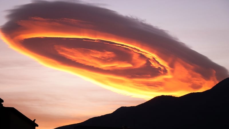 Lenticular clouds appear over Turkiye's Bursa province (Pics: Sinan Balcikoca/Anadolu Agency via Getty Images)