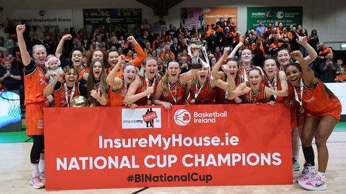 Killester celebrate winning the InsureMyHouse.ie Paudie O'Connor National Cup