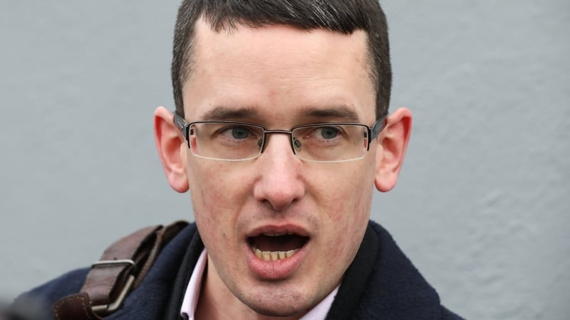 €10,500 san iomlán an fhíneáil atá gearrtha ar an múinteoir scoile go dtí seo.