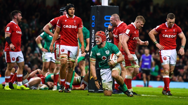 Josh van der Flier's second-half try gave Ireland a bonus point