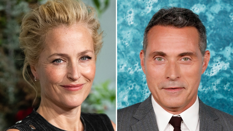 Gillian Anderson and Rufus Sewell are currently filming Scoop