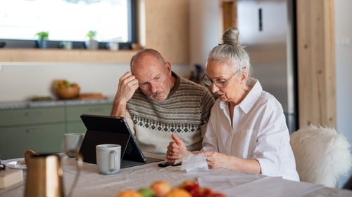 John Lowe of Money Doctors.ie explains what a defined benefit pension is, and whether there are alternative options available.