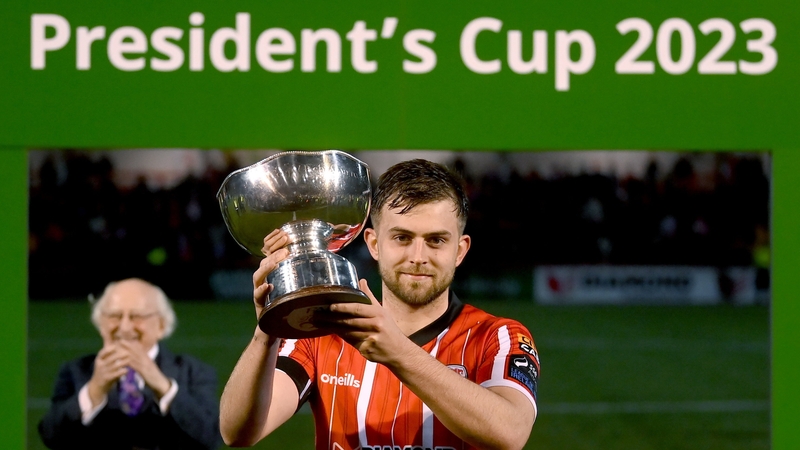 Derry City captain Will Patching lifts the President's Cup