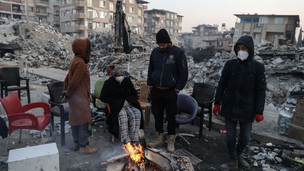 Death toll in Turkey and Syria surpasses 33,000 one week on from earthquake