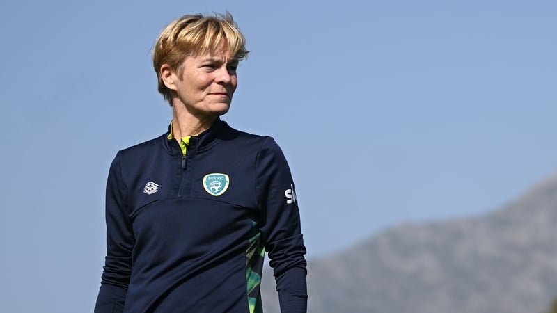 Vera Pauw watches over Ireland training in Marbella