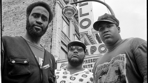 De La Soul outside the Apollo Theater in 1993: (l-r) Posdnous, Maseo and Trugoy The Dove