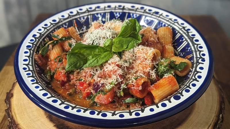 Trisha's spicy tuna & tomato pasta with lemon & basil