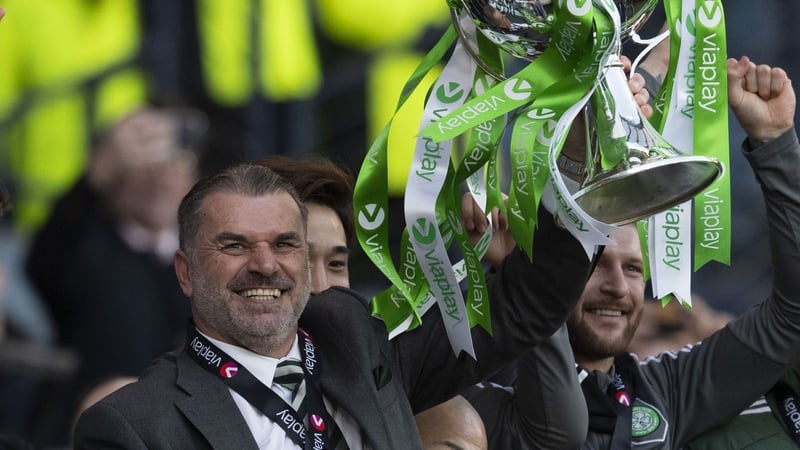 Ange Postecoglou lifts the Scottish League Cup