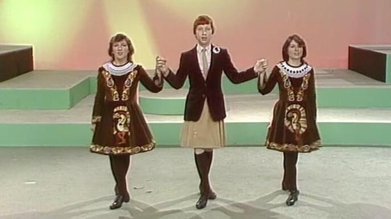 Redmond School of Dancing (1983)