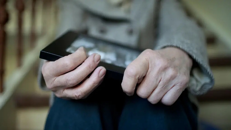 As new research suggests lifestyle factors can cut the chances of developing dementia, Lisa Salmon speaks to the Alzheimer's Society about them.