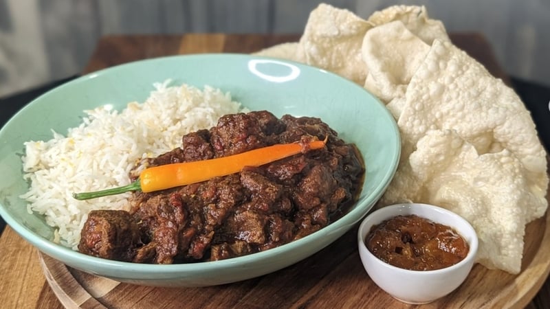 A rich and comforting fakeaway dish.