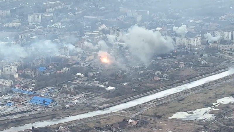 Aerial footage shows buildings being destroyed in Bakhmut earlier this week