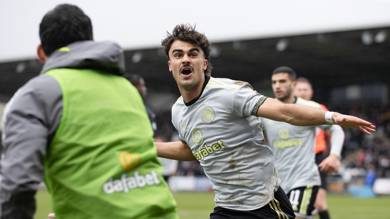 Celtic's Jota celebrates his equaliser against St Mirren