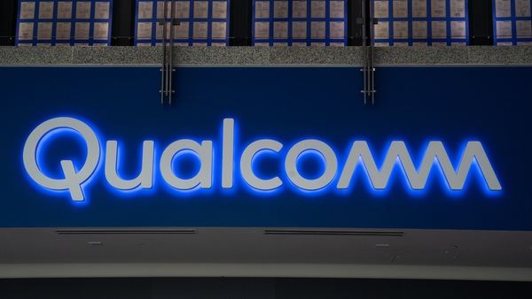 Qualcomm shares rose 3.4% on Wall Street after its quarterly results were released last night