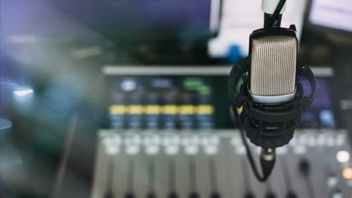 New accounts filed by the Rupert Murdoch-owned Wireless Radio (ROI) Ltd show its pre-tax losses narrowed by 42% from €4.44m to €2.58m in the 12 months to July 3